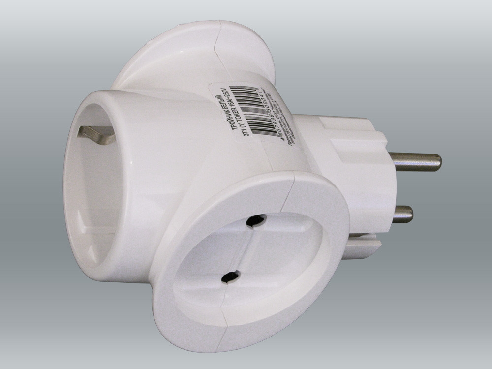 Тройник 3Т1, "TOKER" (универсальный, с з/з контактом, 16 А, белый)