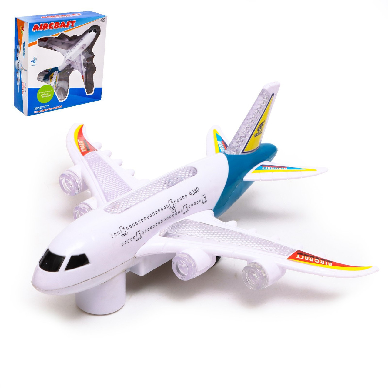 Самолет Лайнер, работает от батареек, свет. и звук., 9206210