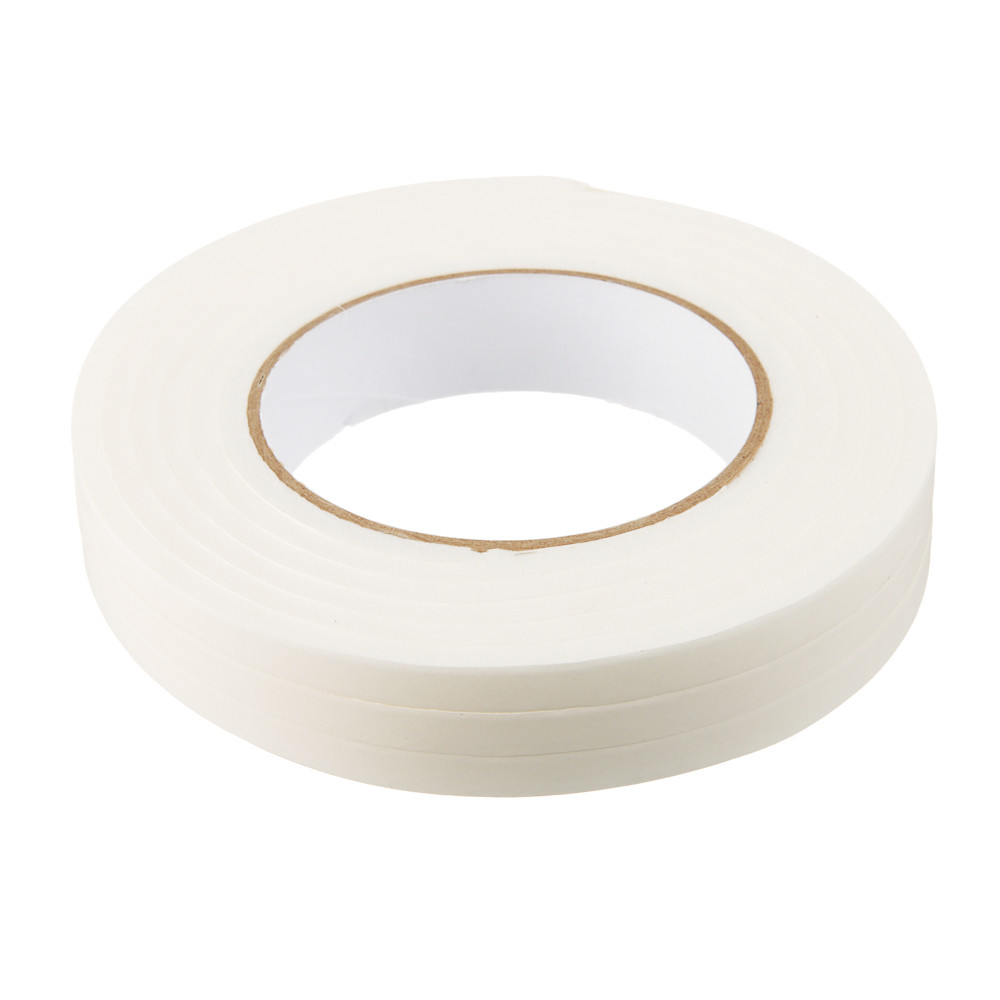 Уплотнитель изолоновый 6м, цвет белый ЕРМАК 446-052