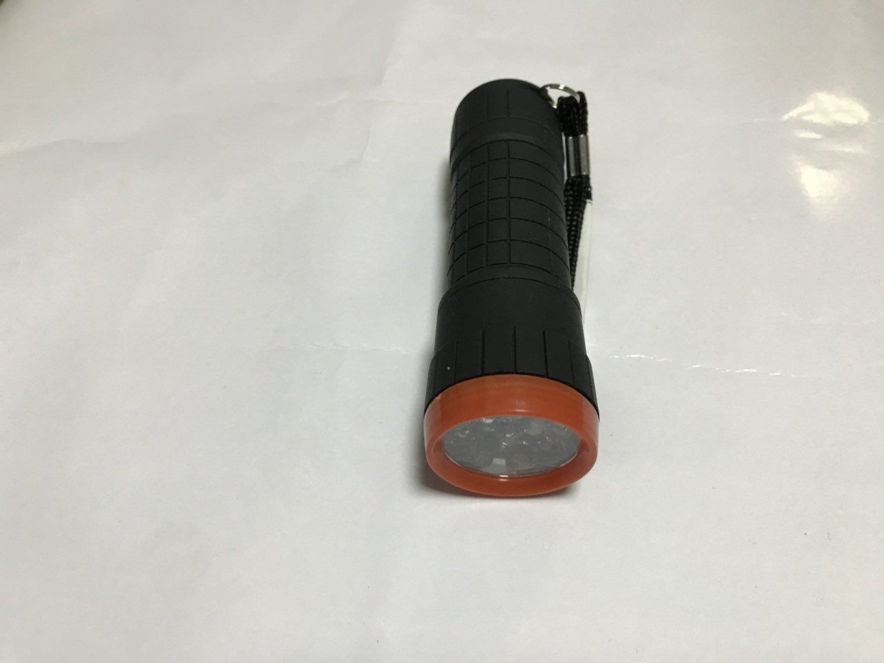 Фонарик светодиодный на бат. 14 диодов НЕХ-14